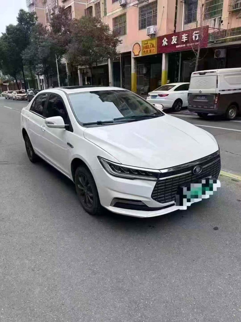 衡阳23年比亚迪秦2