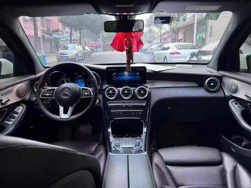 衡阳19年奔驰GLC6