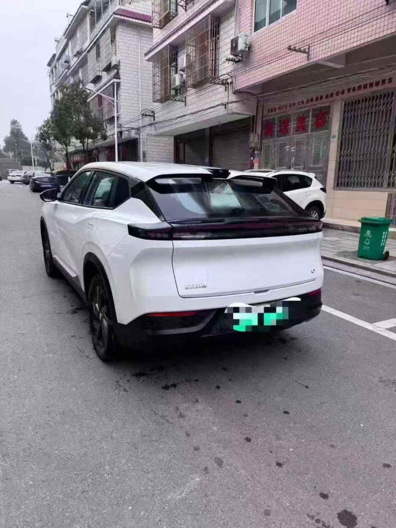 邵阳25年东风风神7