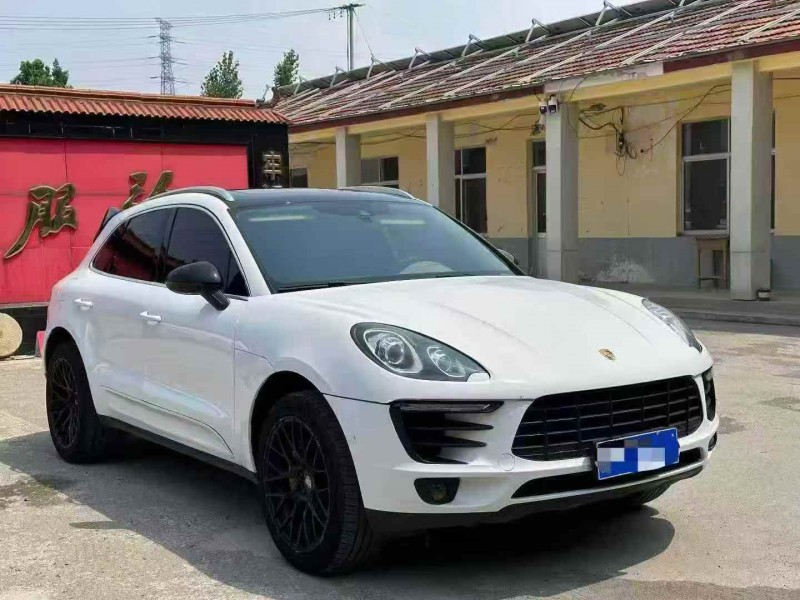 淄博17年保时捷Macan3