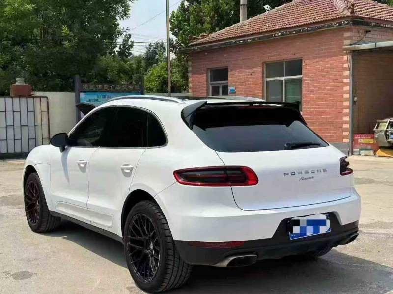 淄博17年保时捷Macan9