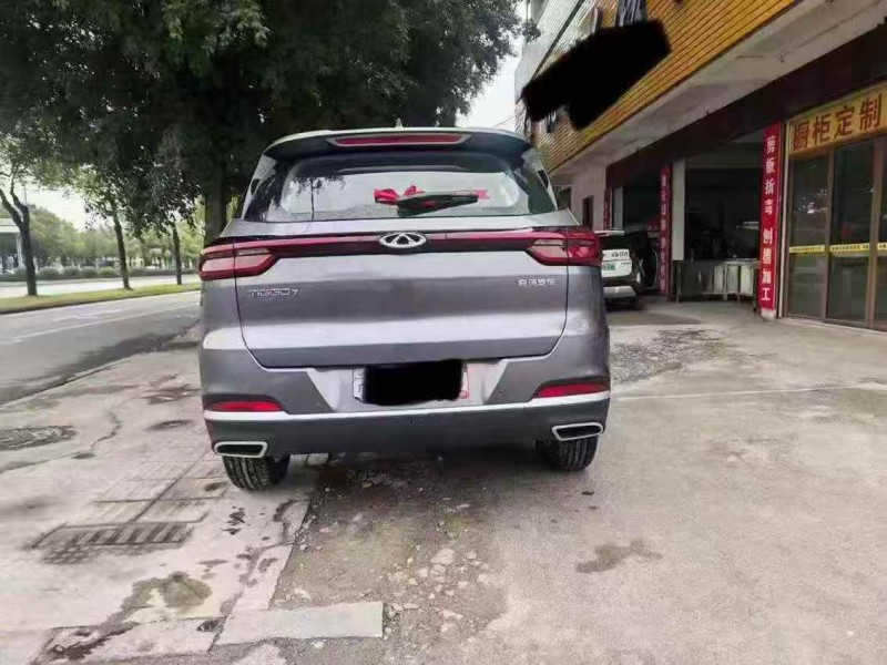 防城港25年奇瑞瑞虎8