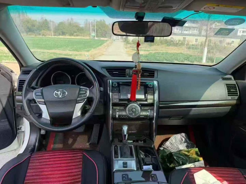 苏州14年丰田锐志5