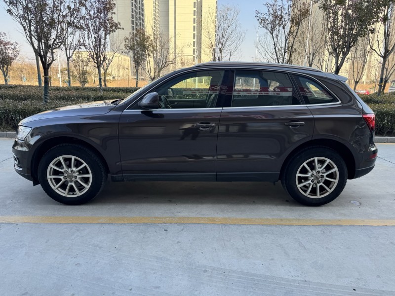 济宁15年奥迪Q54