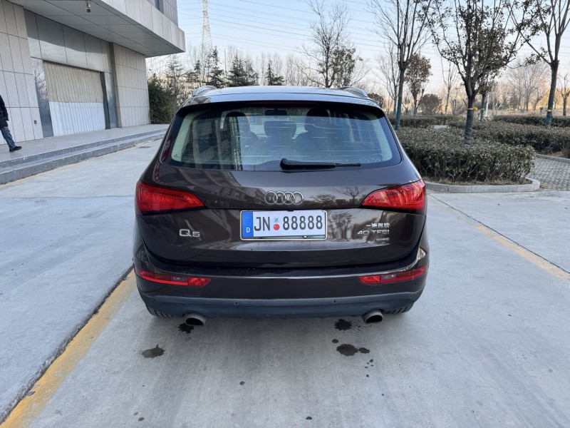 济宁15年奥迪Q57