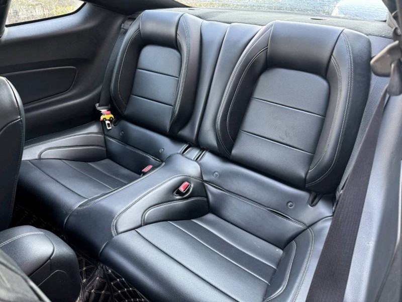 日照19年福特野马6