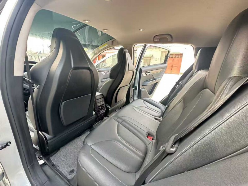 徐州20年小鹏汽车G35