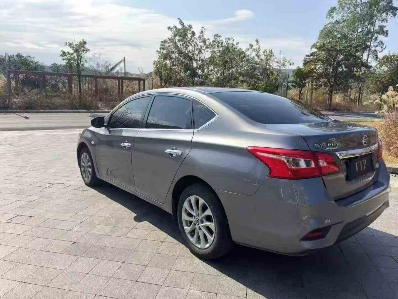 深圳23年日产轩逸7