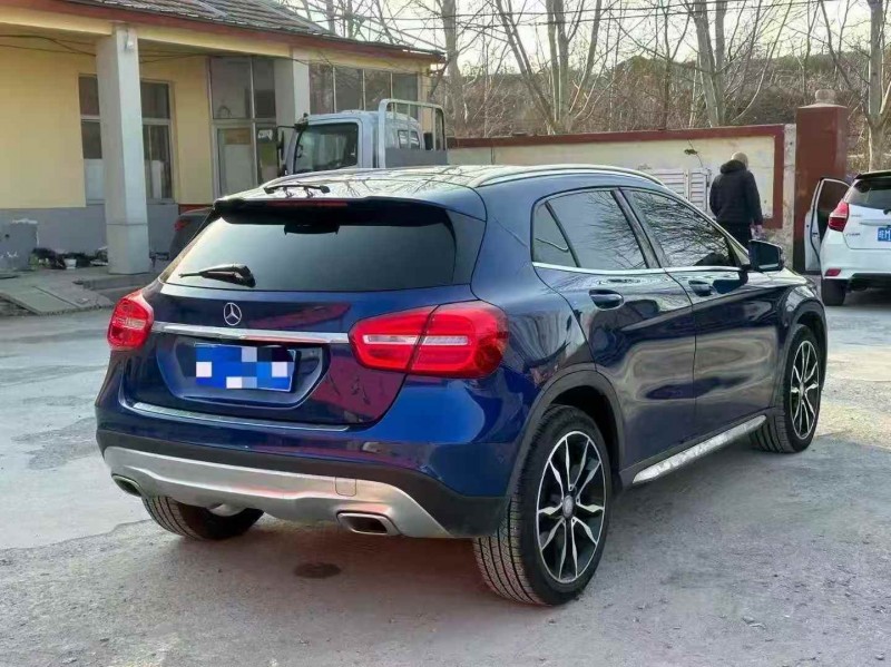 枣庄16年奔驰GLA7