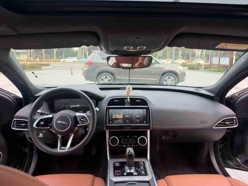 枣庄23年捷豹XEL6