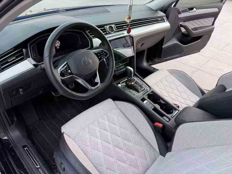 枣庄24年大众迈腾4