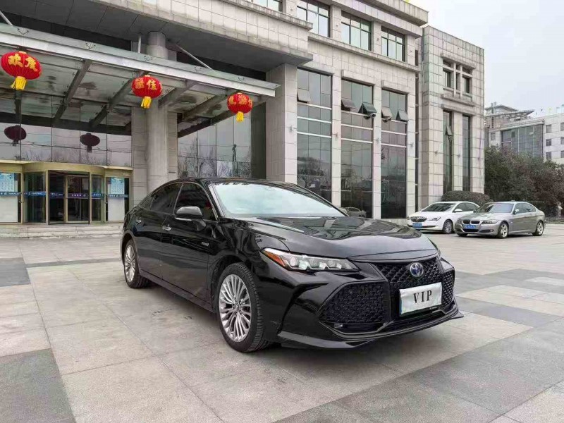 枣庄21年丰田亚洲龙3