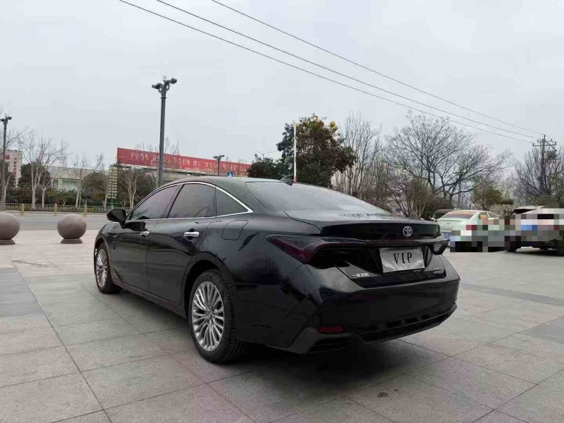 枣庄21年丰田亚洲龙9