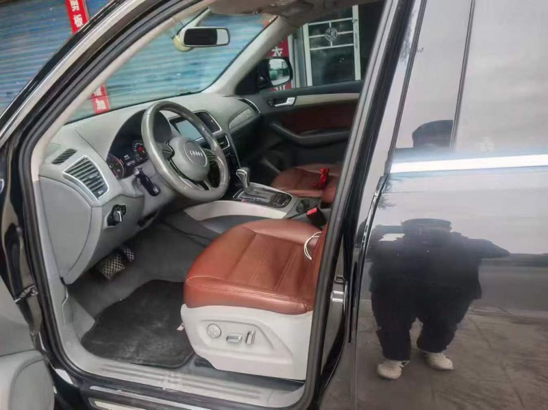 桂林16年奥迪Q54