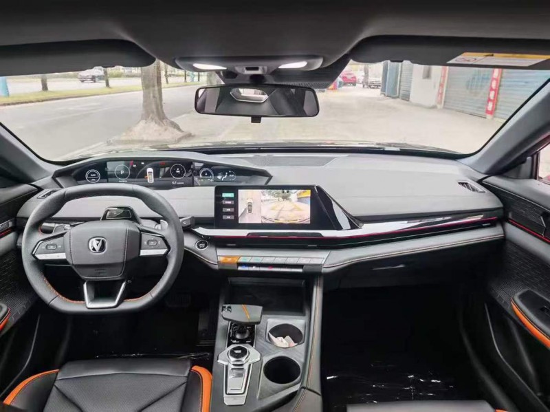 桂林25年长安汽车UNI5