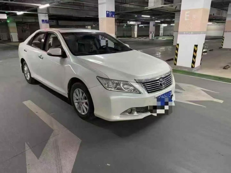 杭州14年丰田凯美瑞2