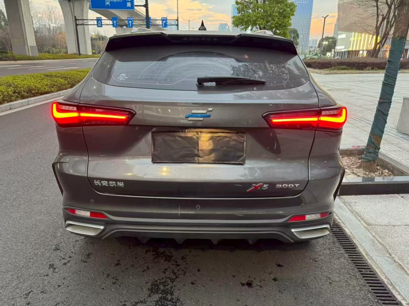 杭州22年长安汽车欧尚2