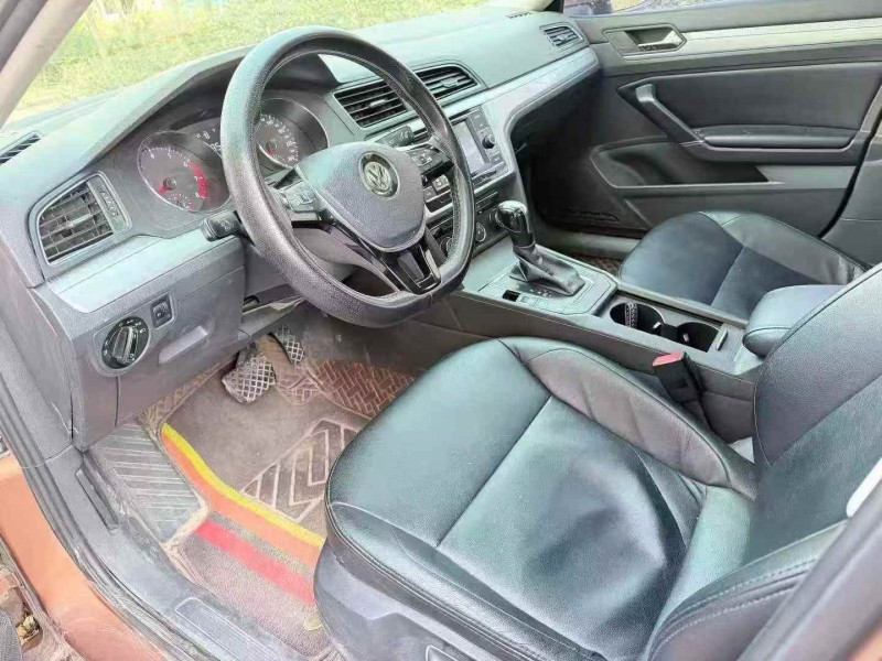 淄博17年大众凌渡4