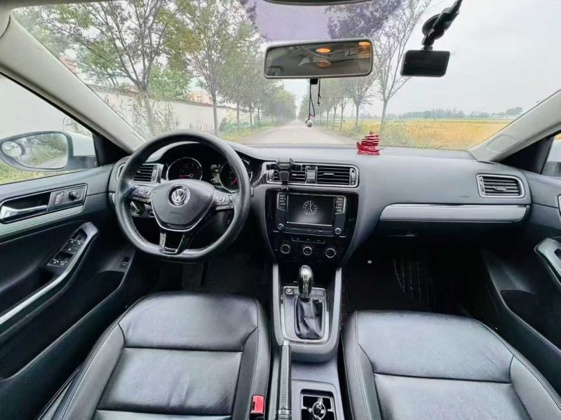 徐州16年大众速腾8