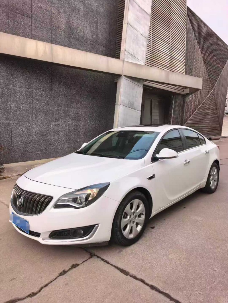 青岛17年别克君威4