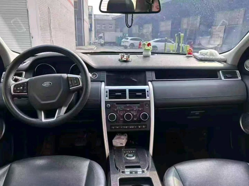 黄山18年路虎发现神行5