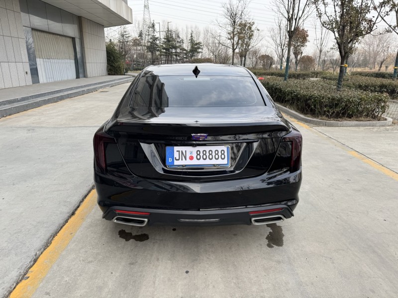 济宁23年凯迪拉克CT59