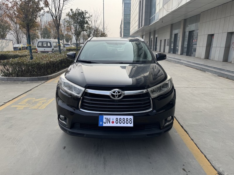 济宁18年丰田汉兰达1