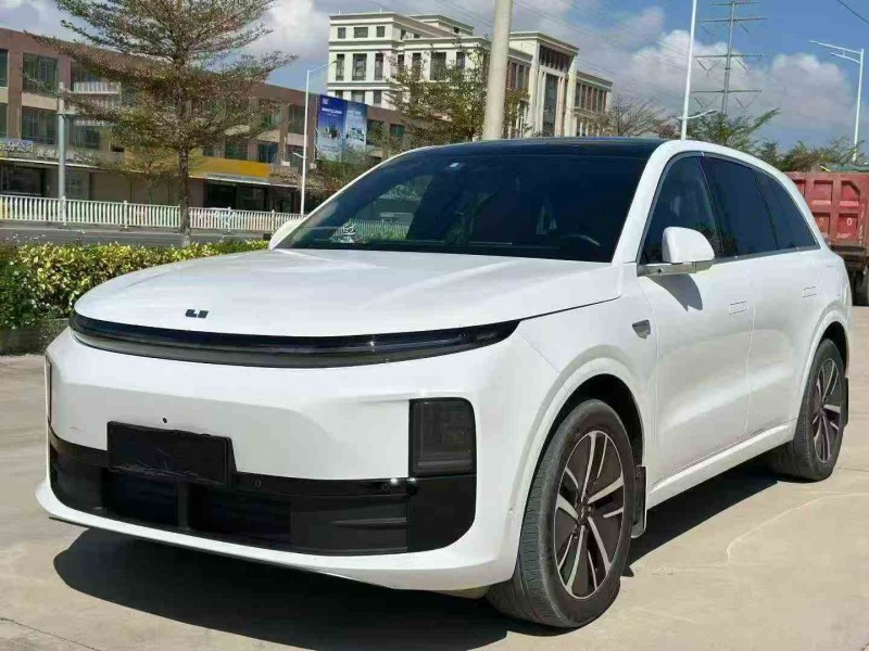 广州24年理想L63