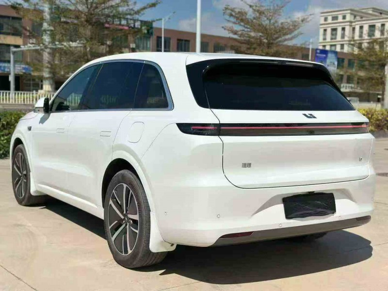 广州24年理想L67