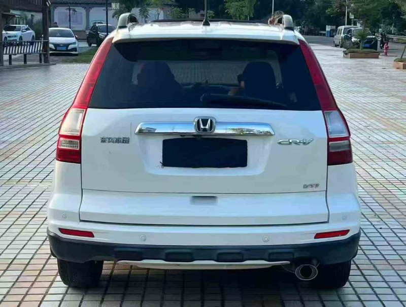湛江12年本田CRV9