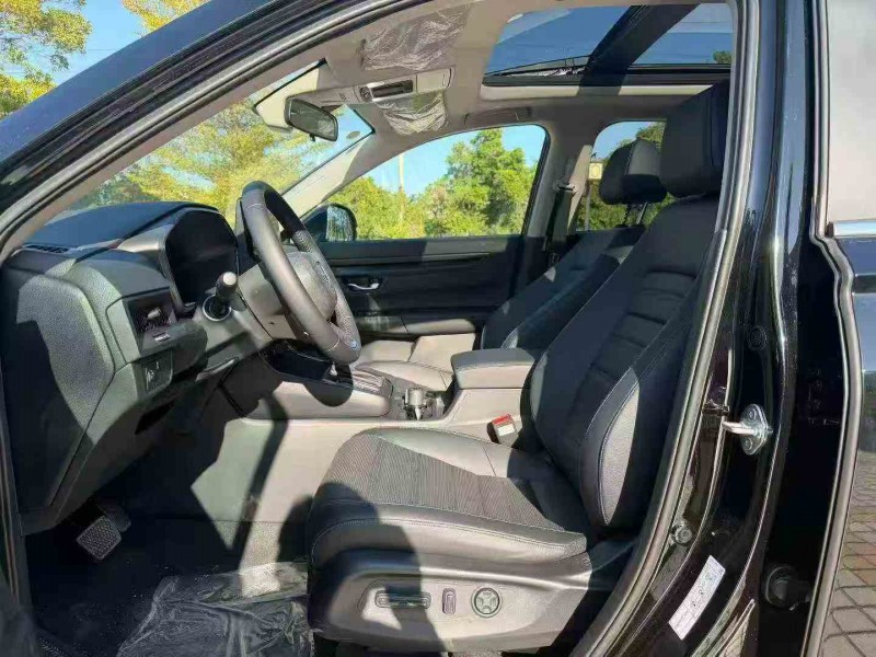 茂名25年本田CRV4