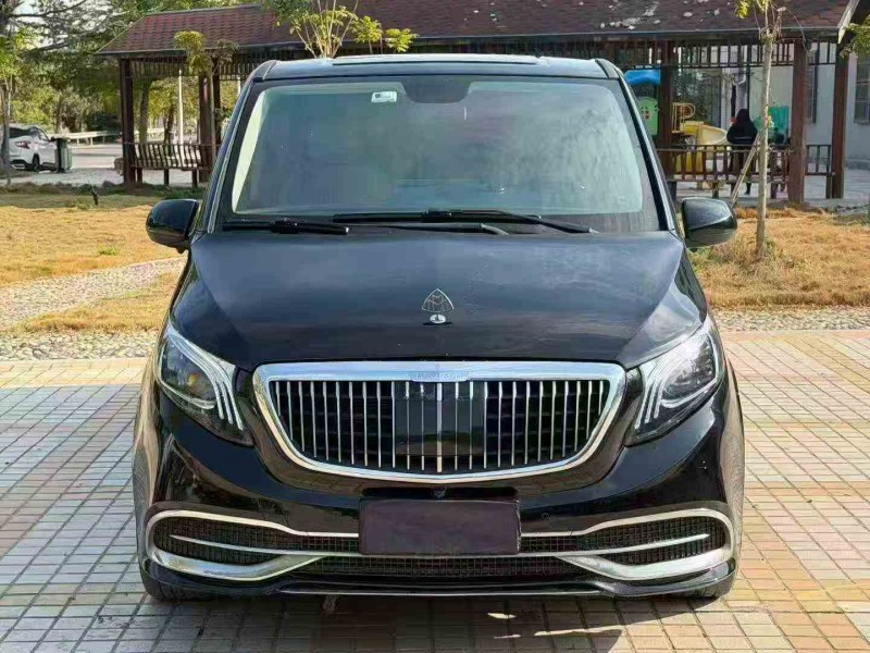 汕头22年奔驰威霆1