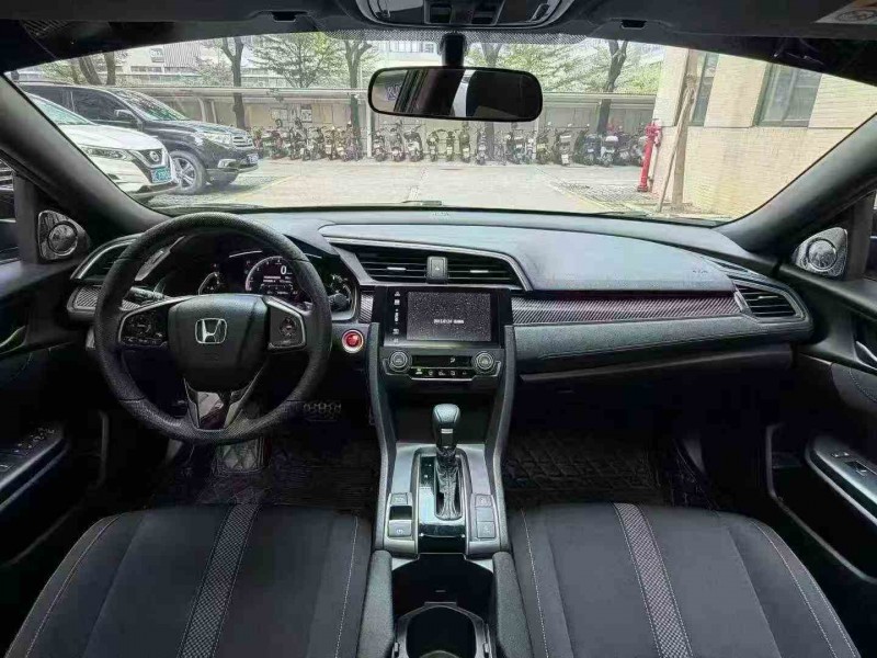 江门22年本田思域6