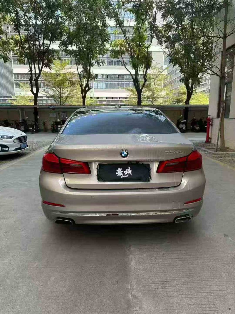 佛山18年宝马5系9