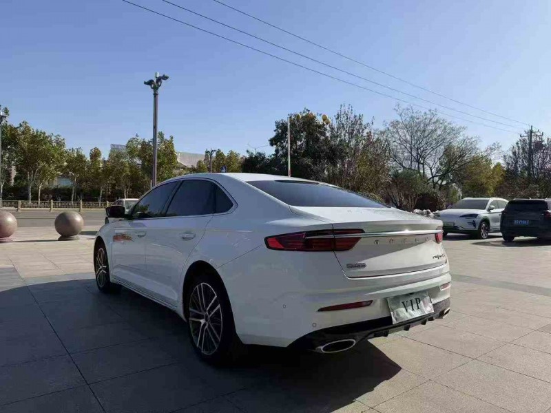 枣庄23年吉利星瑞9