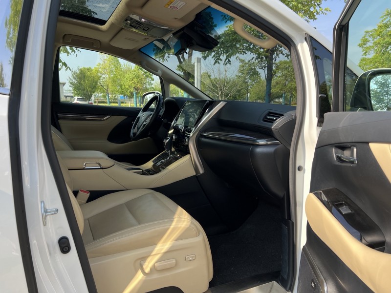 盐城21年丰田埃尔法6