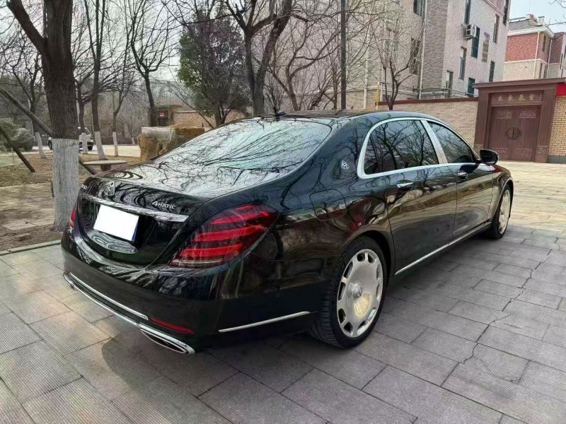 菏泽18年奔驰迈巴赫S级8