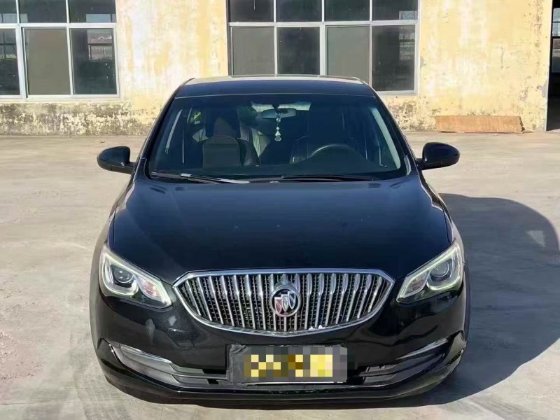 菏泽17年别克英朗1