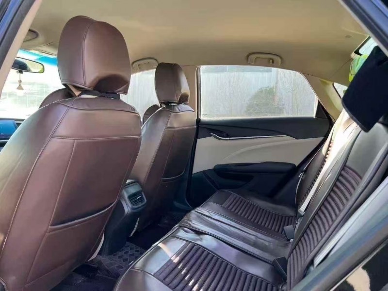 菏泽17年别克英朗5