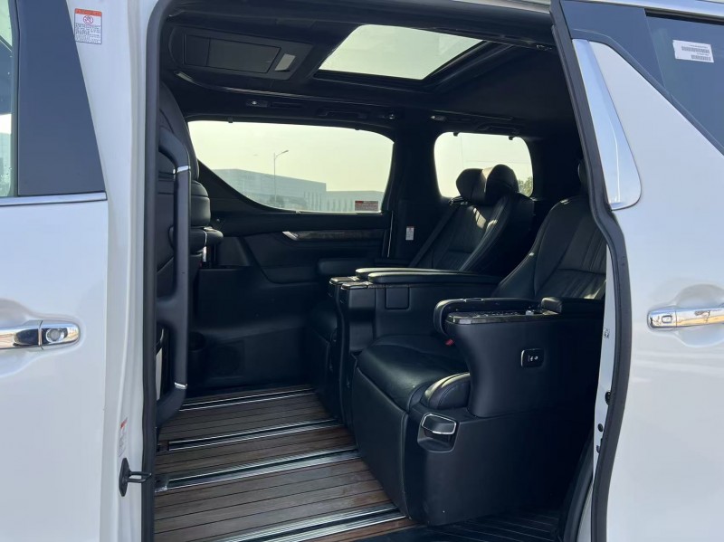 盐城18年丰田埃尔法6