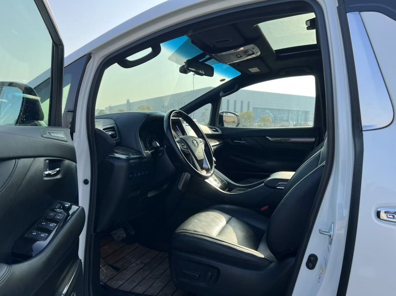 盐城18年丰田埃尔法7