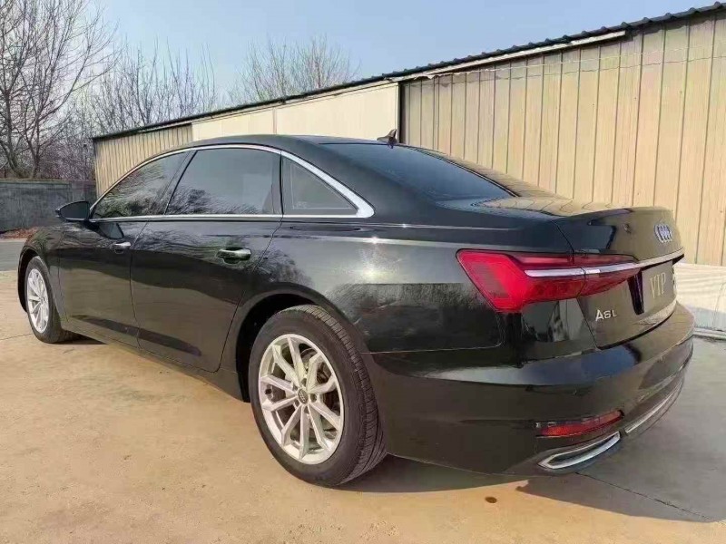 济南19年奥迪A6L8