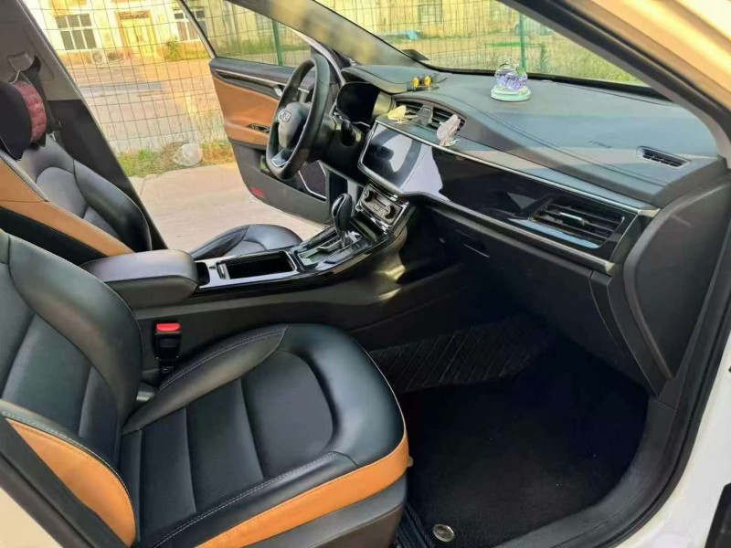 徐州20年吉利帝豪5