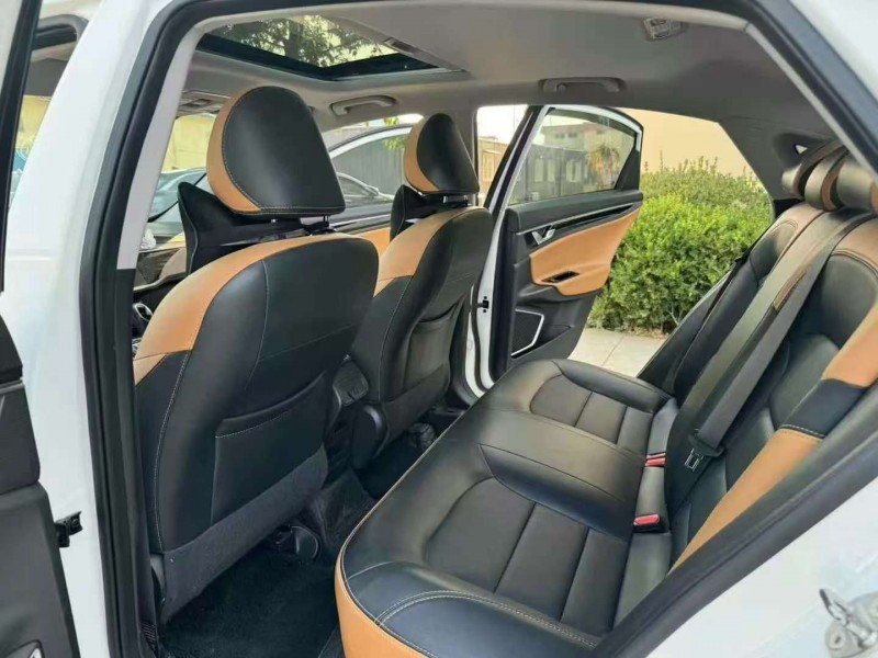 徐州20年吉利帝豪6