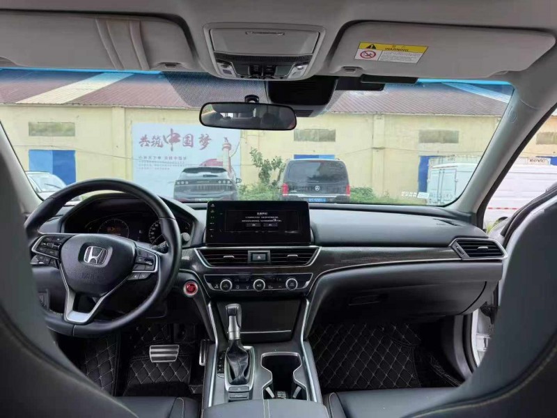 徐州23年本田雅阁7