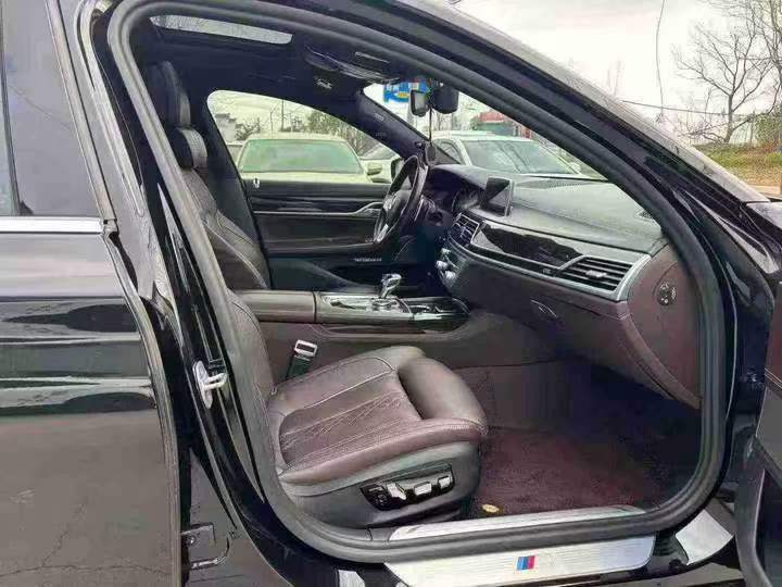 徐州18年宝马7系7