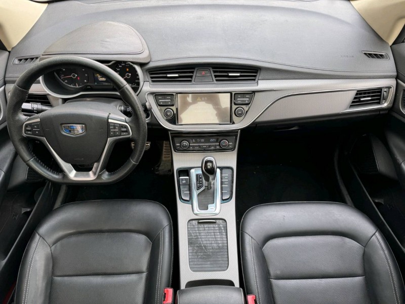 济宁16年吉利帝豪4