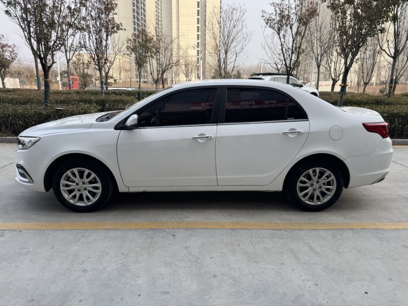 济宁19年吉利远景7