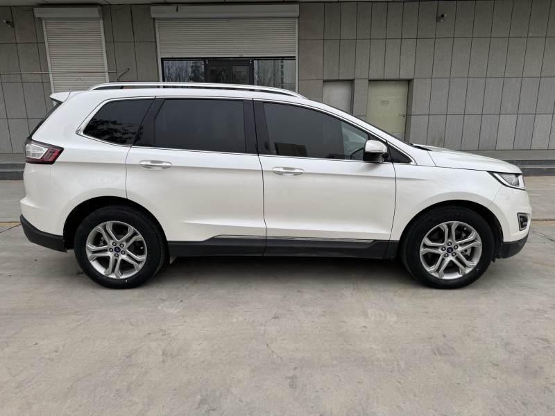 济宁19年福特锐界8