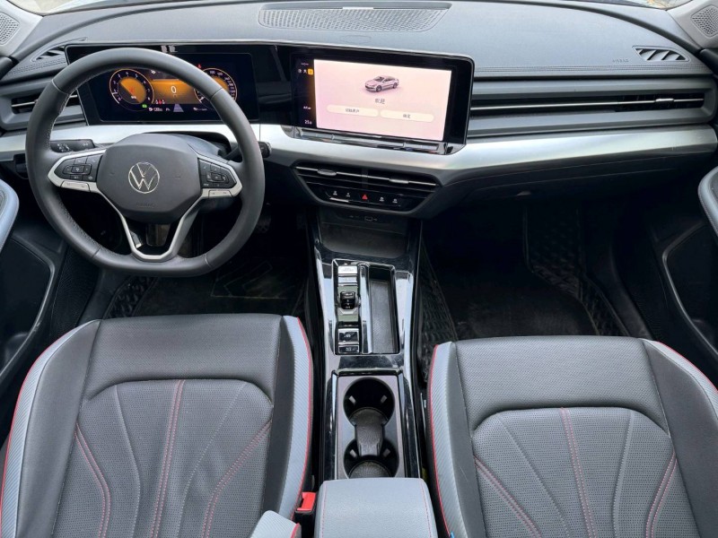 济宁24年大众凌渡4